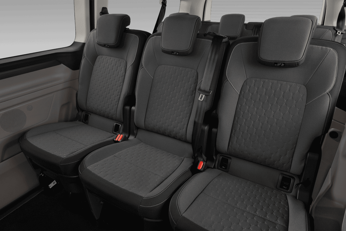 Rücksitzbank eines Ford Transit Custom Kombi Plug-In-Hybrid