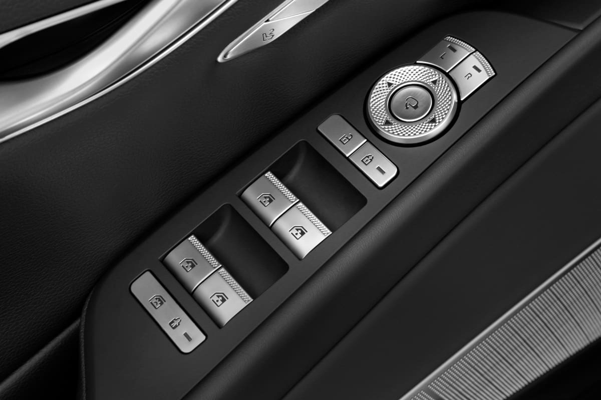 Türsteuerung eines Genesis G80