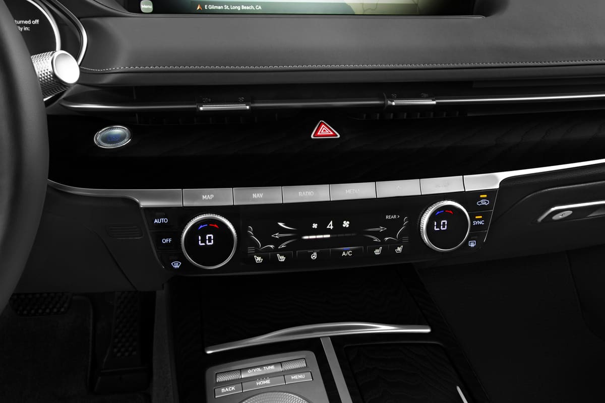 Klimasteuerung eines Genesis G80