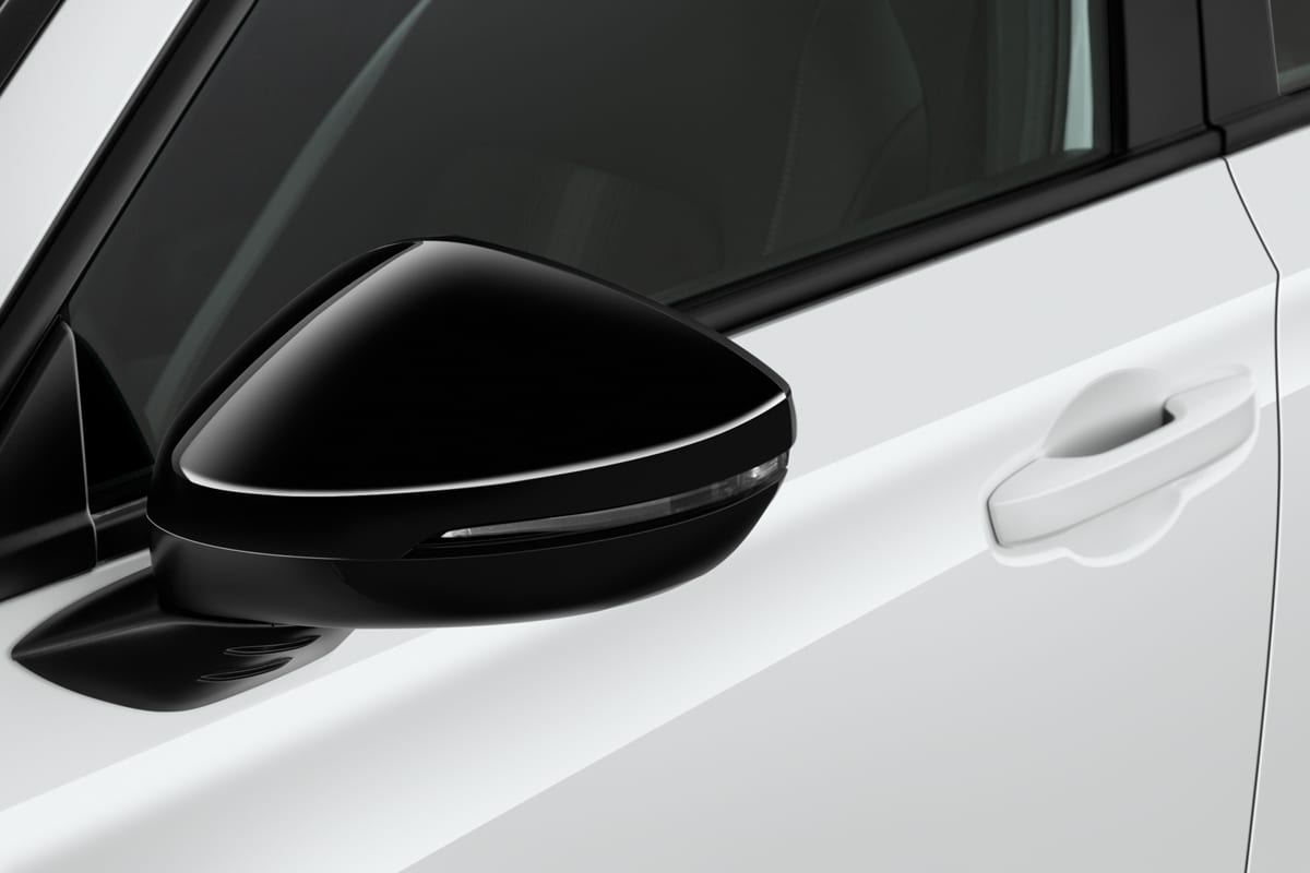Rückspiegel eines Honda Civic e:HEV