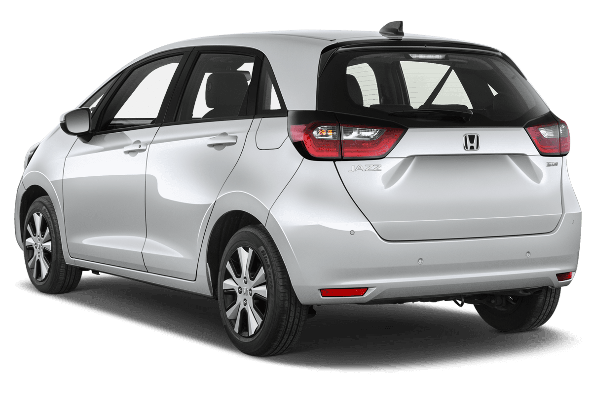 Schräge Heckansicht eines Honda Jazz , freigestellt