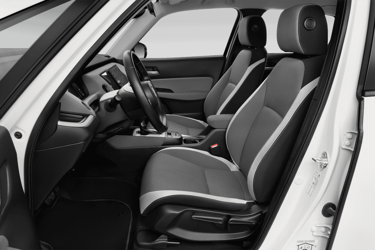 Vordersitze eines Honda Jazz e:HEV