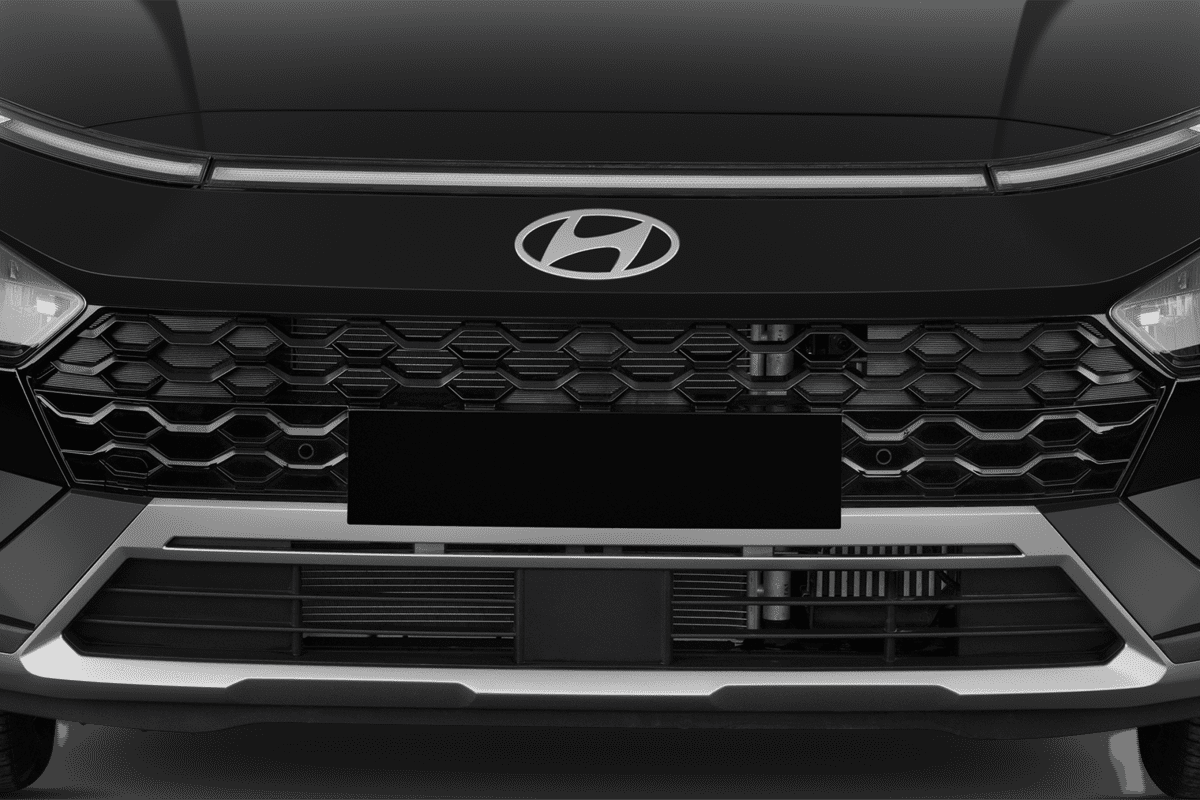 Kühlergrill eines Hyundai Bayon