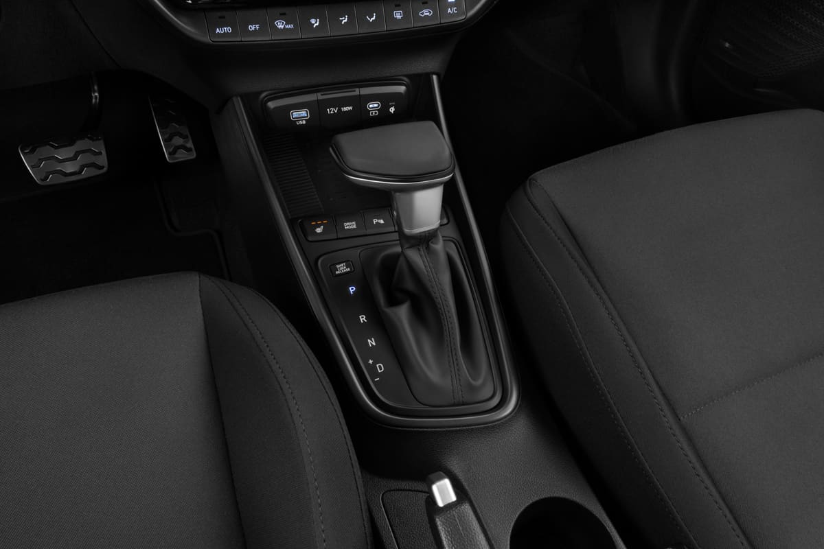Schaltknüppel eines Hyundai Bayon