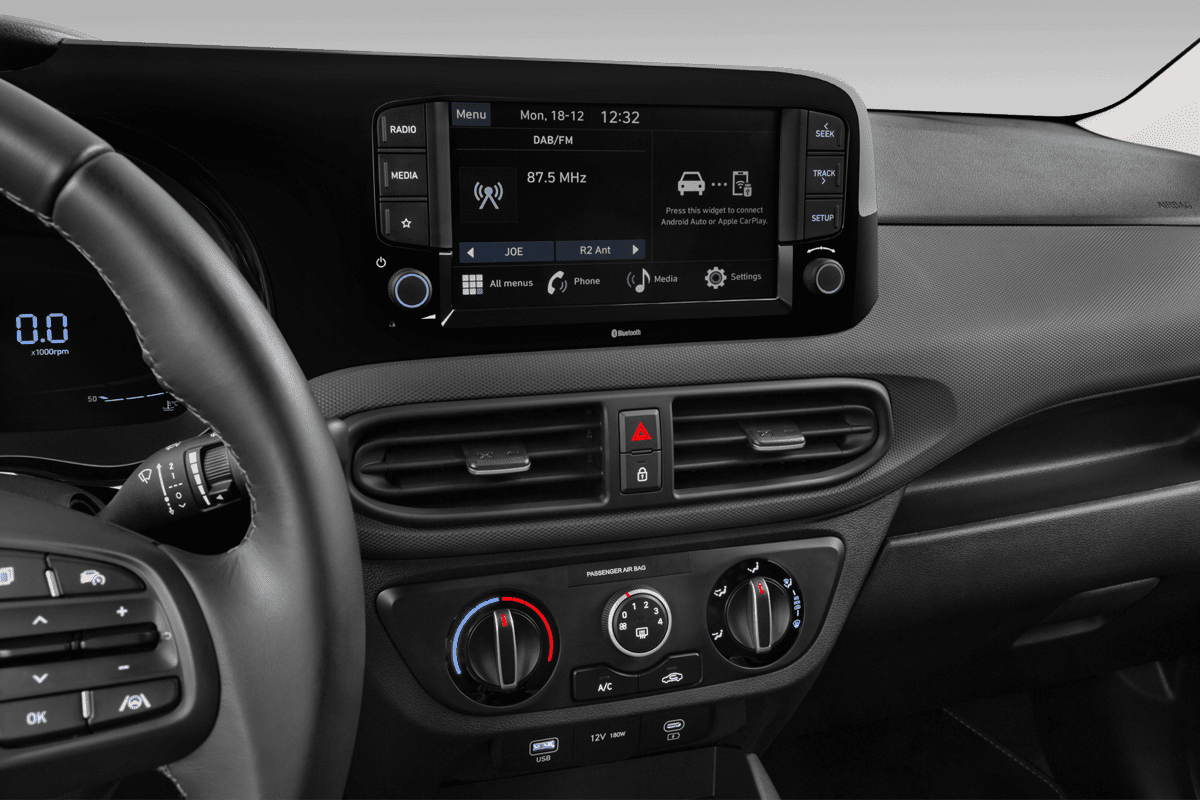 Mittelkonsole eines Hyundai i10