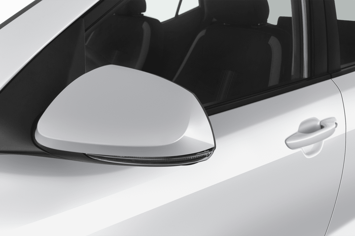 Rückspiegel eines Hyundai i10