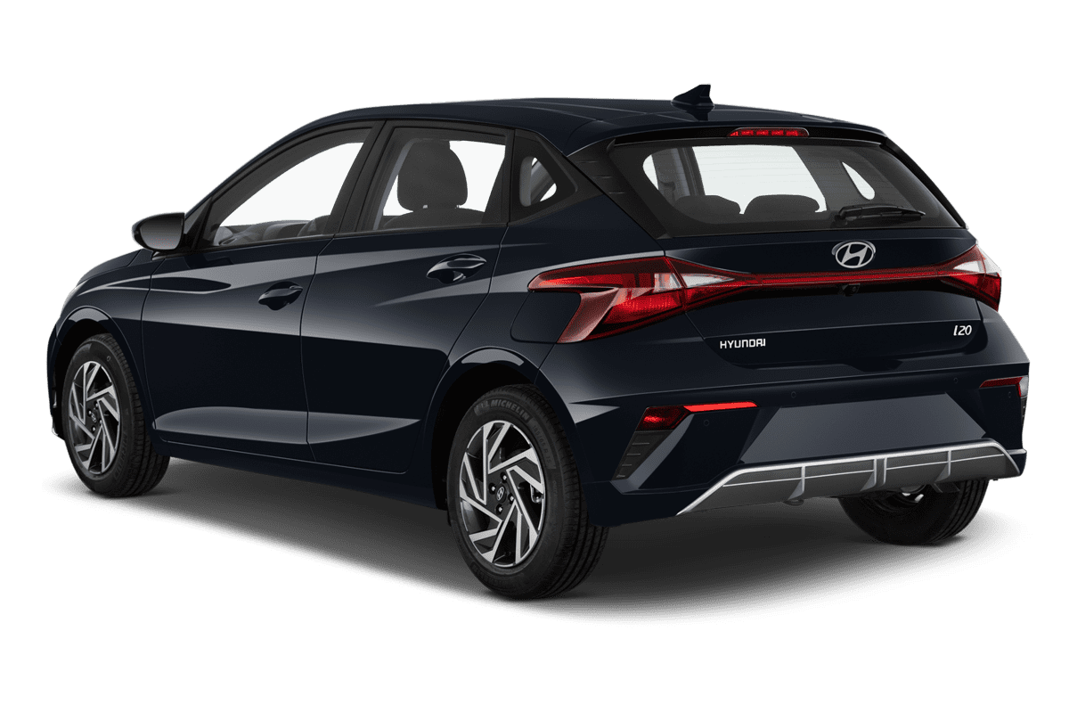 Schräge Heckansicht eines Hyundai i20 , freigestellt