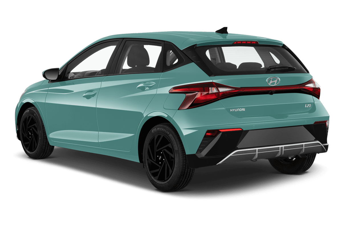 Schräge Heckansicht eines Hyundai i20 , freigestellt