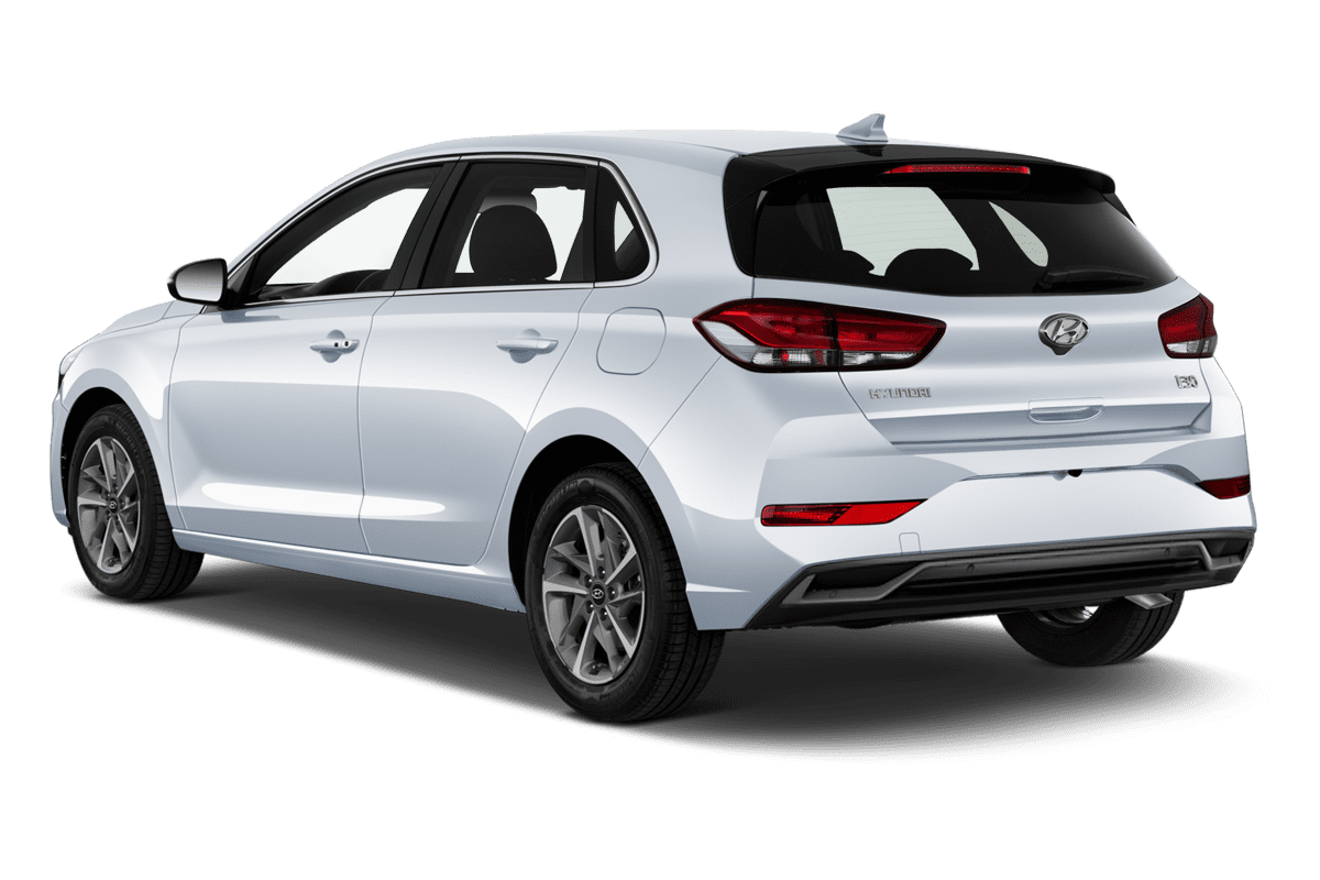 Schräge Heckansicht eines Hyundai i30 (neues Modell), freigestellt