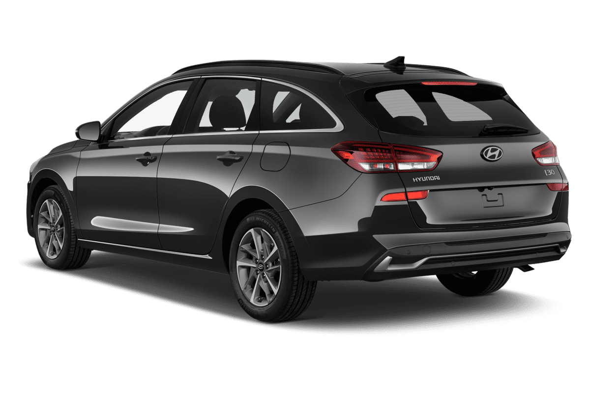 Schräge Heckansicht eines Hyundai i30 Kombi, freigestellt
