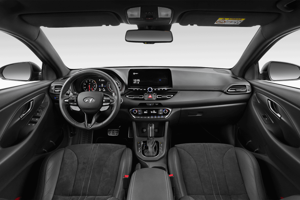 Armaturenbrett eines Hyundai i30 N Fastback