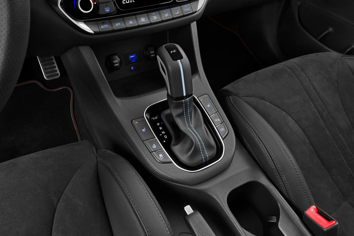 Schaltknüppel eines Hyundai i30 N Fastback