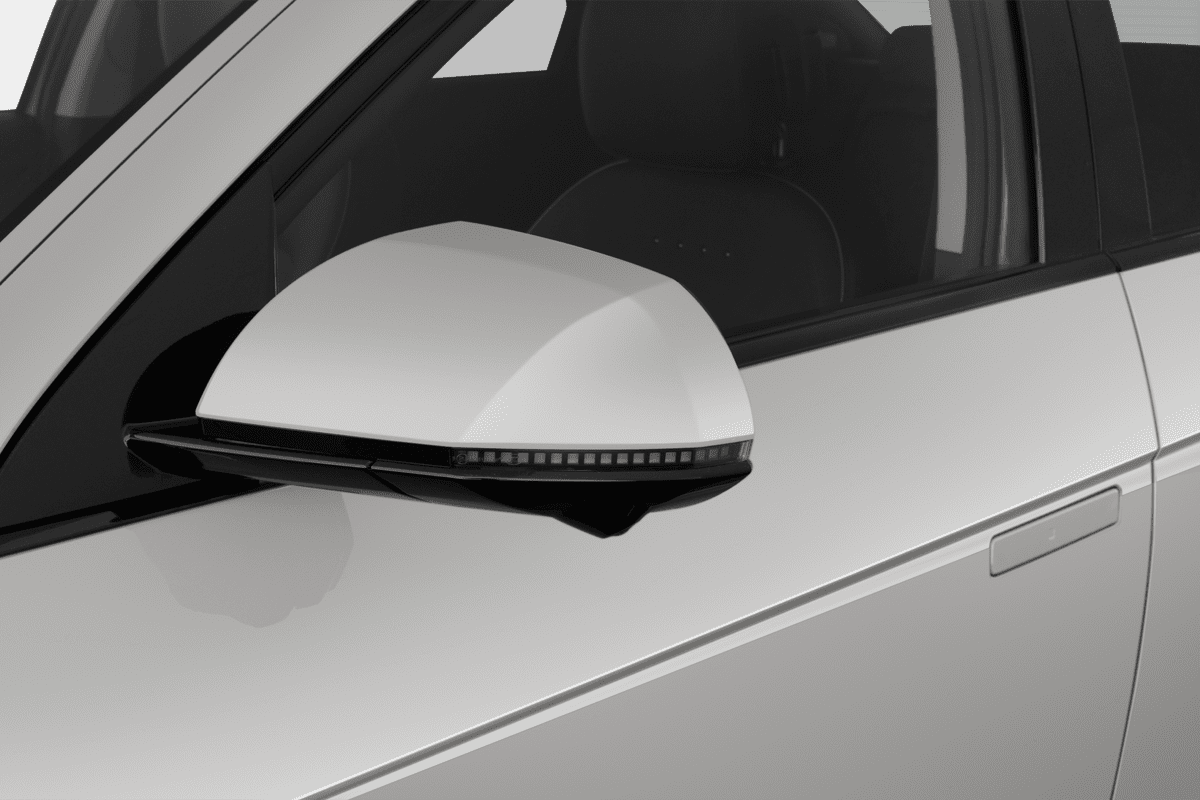 Rückspiegel eines Hyundai Ioniq 5