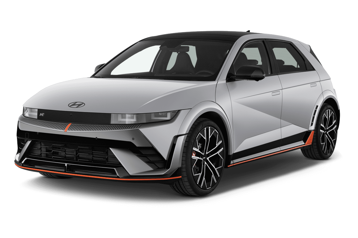 Schräge Frontansicht eines Hyundai IONIQ 5, freigestellt