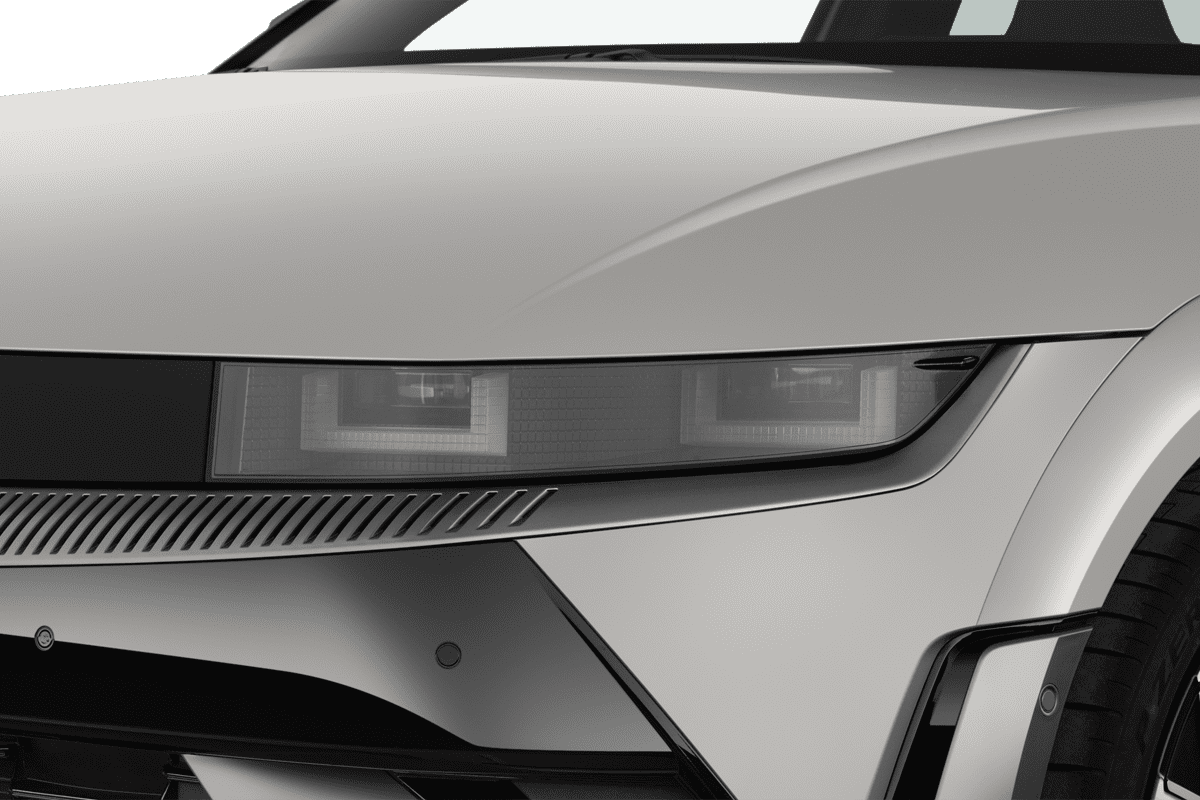 Frontscheinwerfer eines Hyundai Ioniq 5 N (neues Modell)