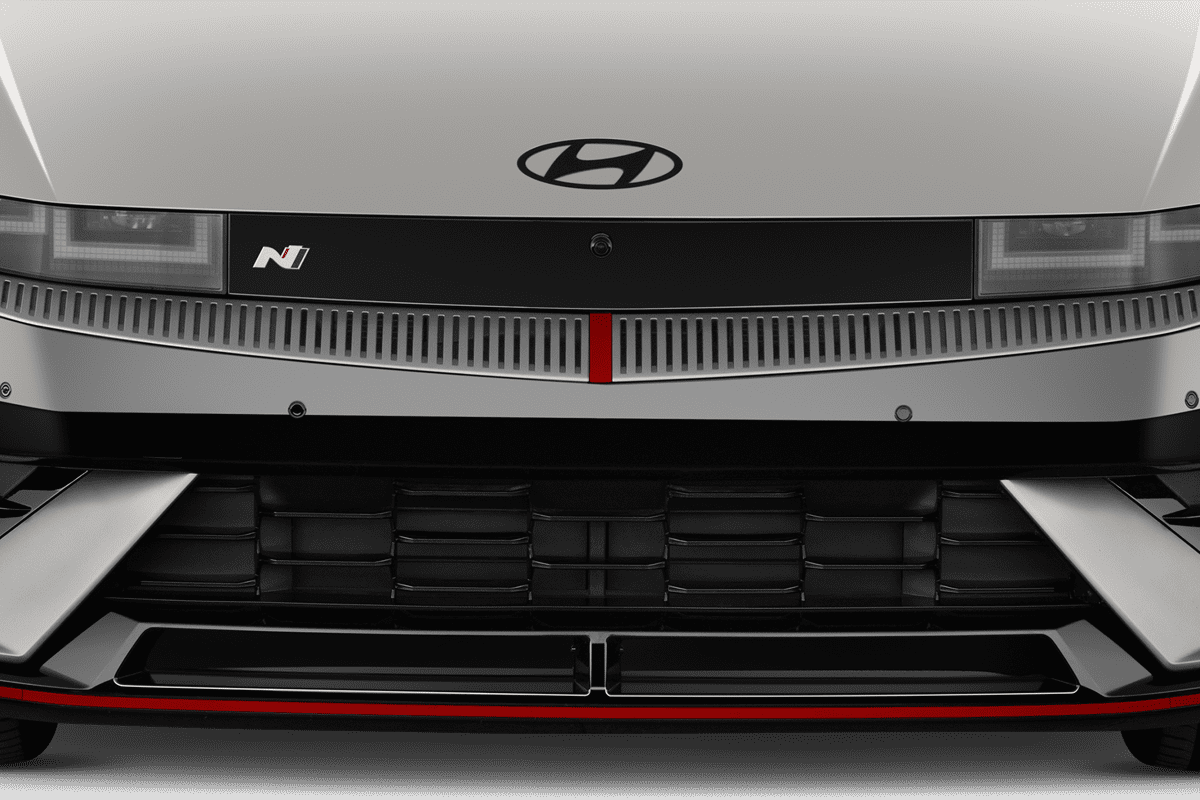 Kühlergrill eines Hyundai Ioniq 5 N 
