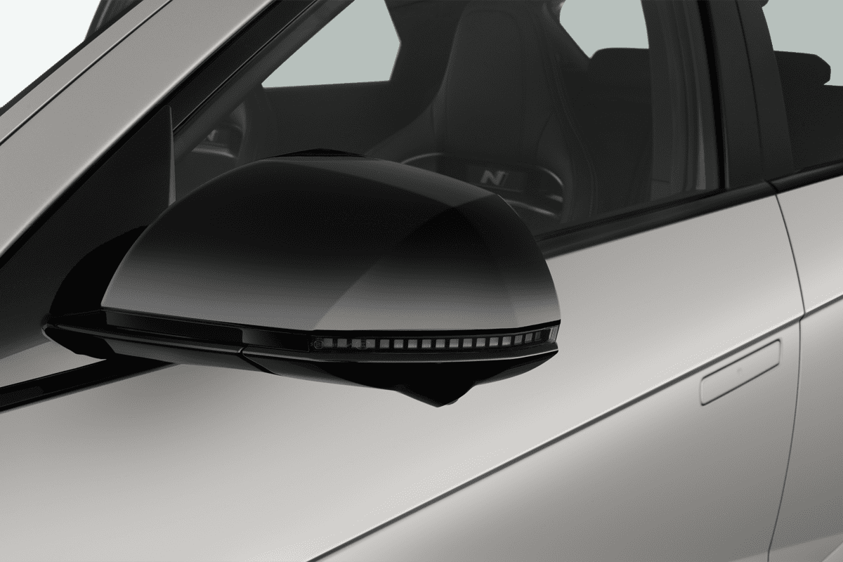Rückspiegel eines Hyundai Ioniq 5 N 