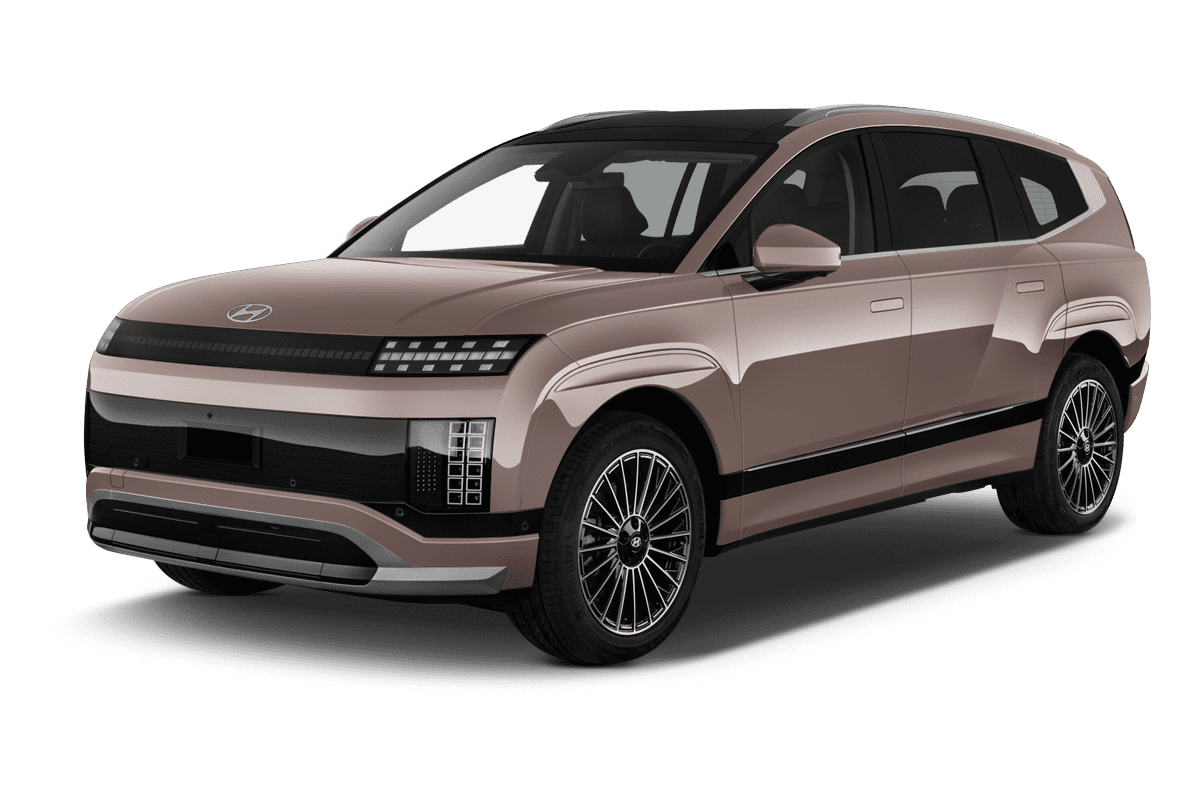 Schräge Frontansicht eines Hyundai IONIQ 9, freigestellt