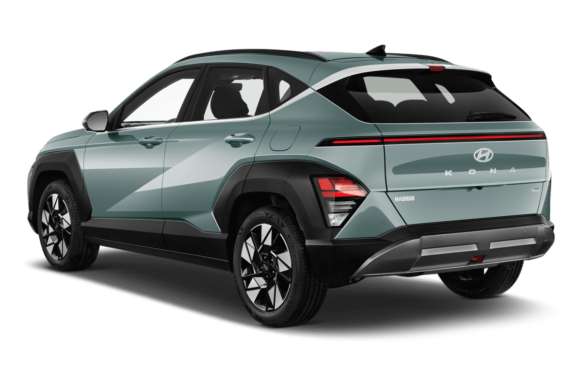 Schräge Heckansicht eines Hyundai Kona, freigestellt