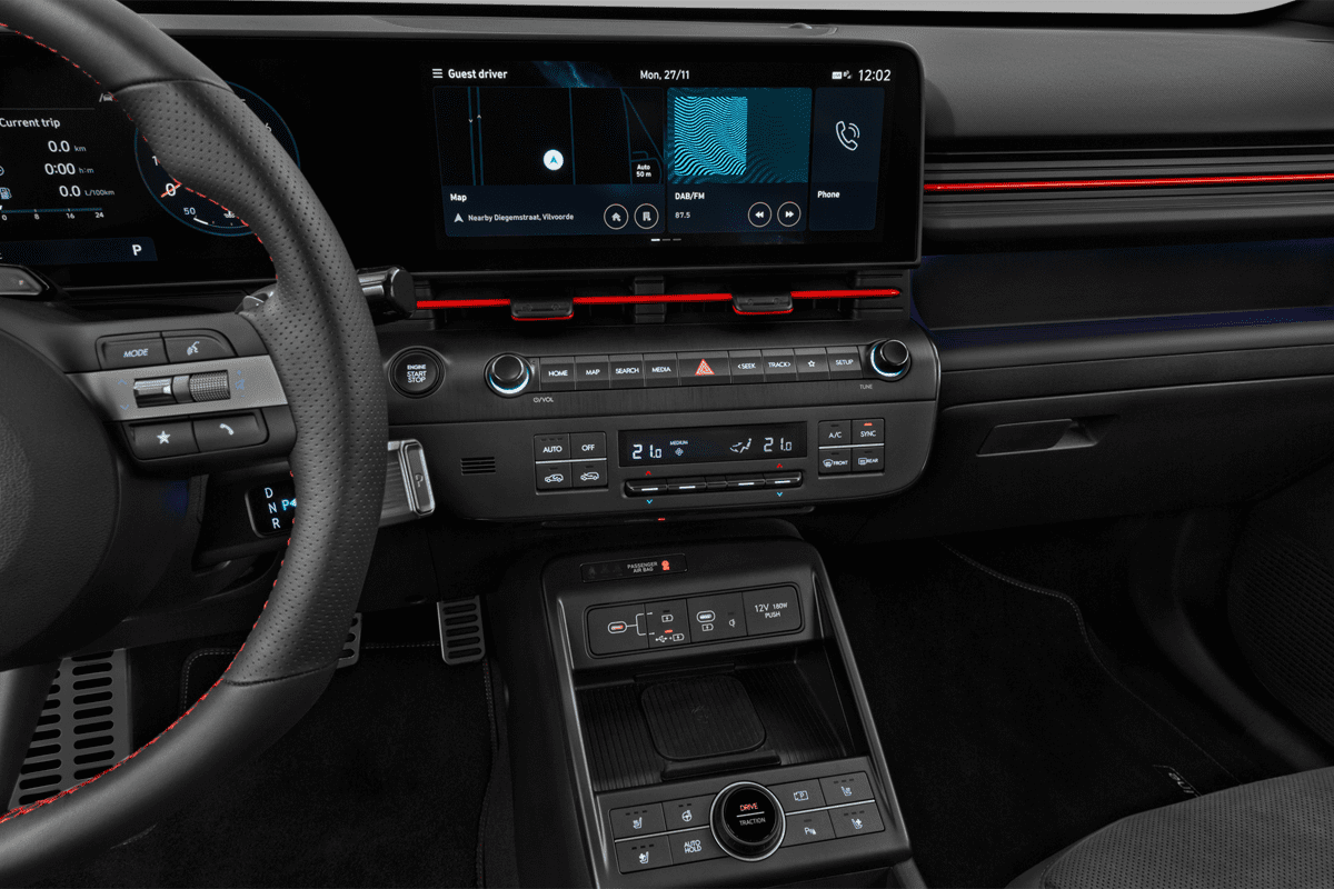 Mittelkonsole eines Hyundai Kona