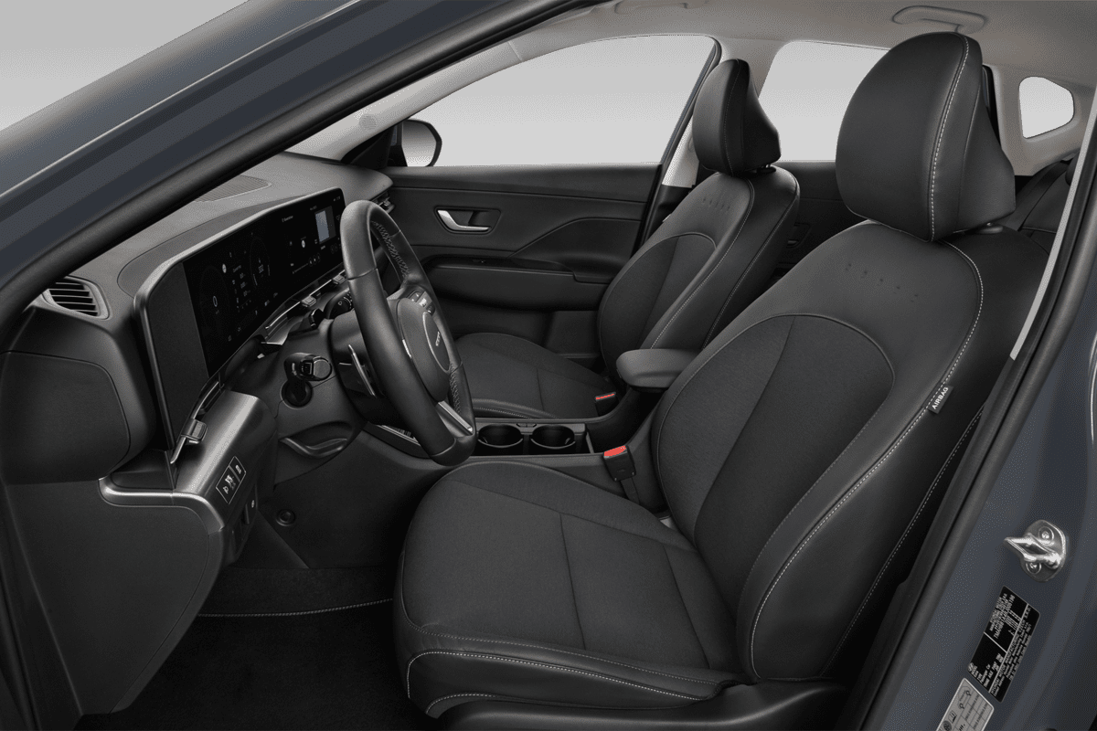 Vordersitze eines Hyundai Kona Elektro