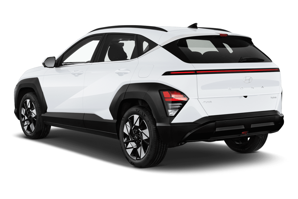 Schräge Heckansicht eines Hyundai Kona Hybrid , freigestellt
