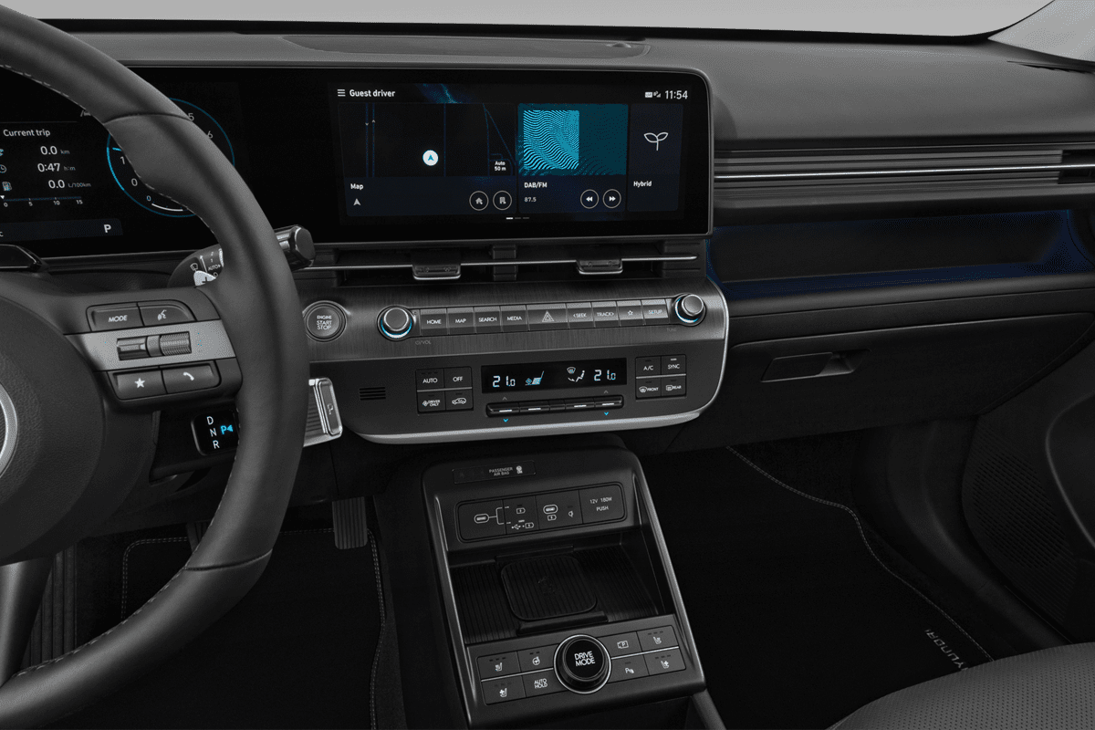 Mittelkonsole eines Hyundai Kona Hybrid 
