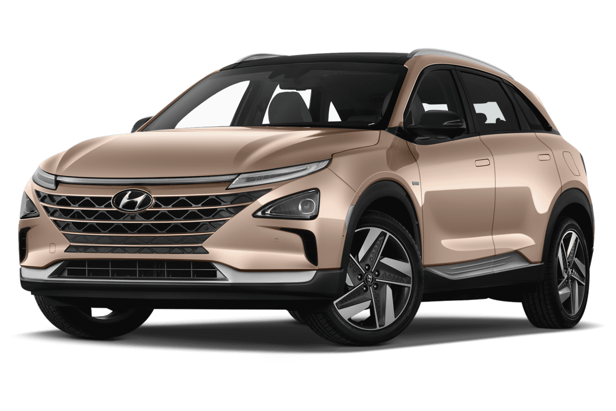 Tiefe, schräge Heckansicht eines Hyundai Nexo, freigestellt