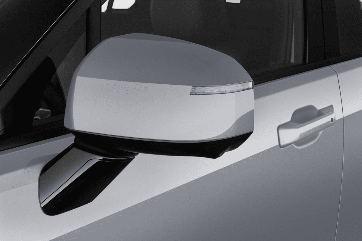 Rückspiegel eines Hyundai Santa Fe Plug-in-Hybrid