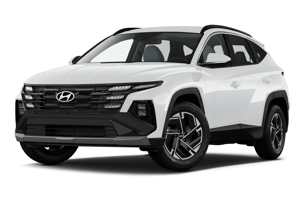 Tiefe, schräge Heckansicht eines Hyundai Tucson Plug-in-Hybrid, freigestellt