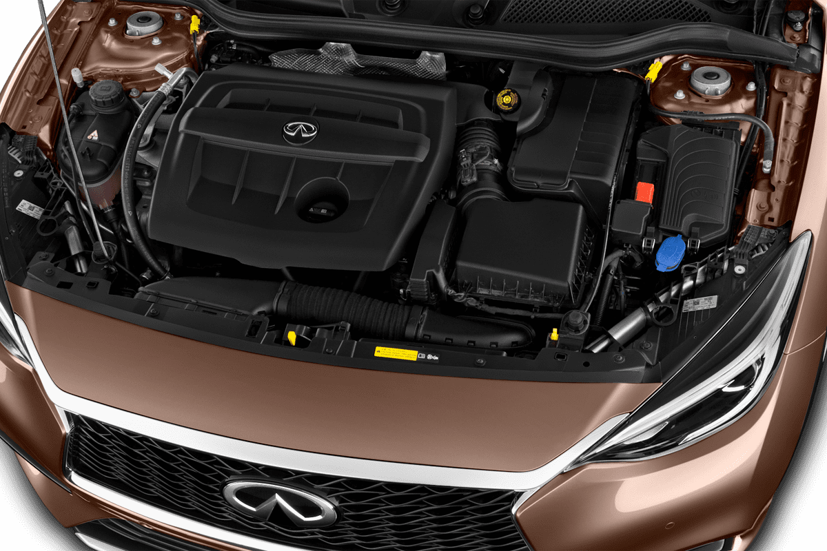 Motorraum eines Infiniti Q30