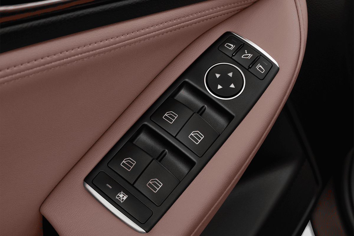 Türsteuerung eines Infiniti QX30