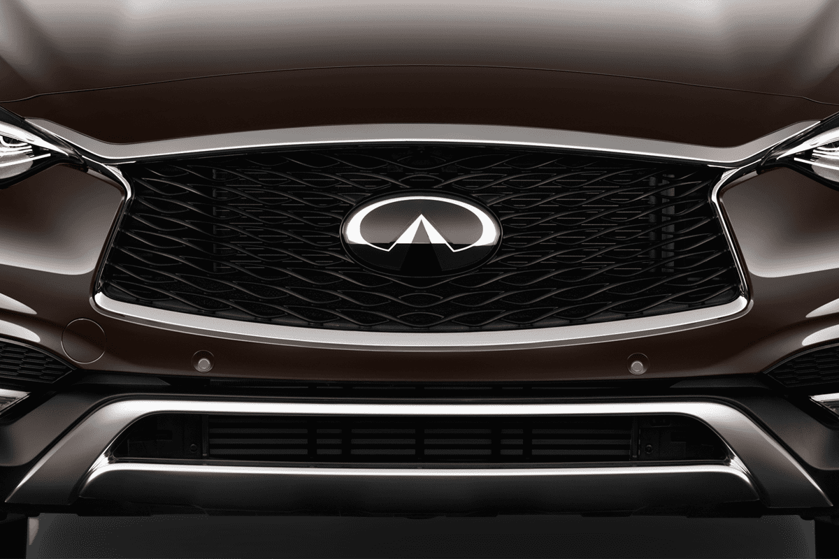 Kühlergrill eines Infiniti QX30