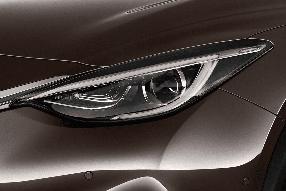 Frontscheinwerfer eines Infiniti QX30