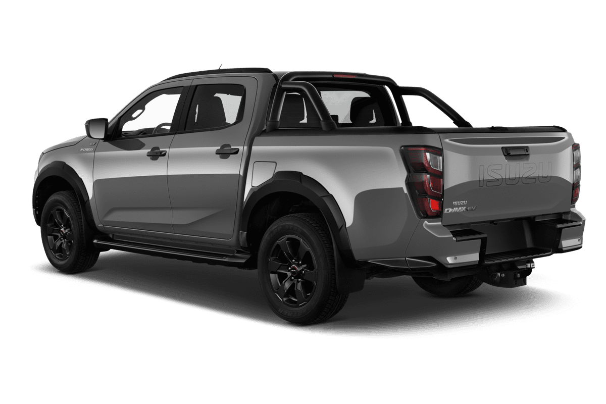 Schräge Heckansicht eines Isuzu D-MAX Doppelkabine Pritschenwagen, freigestellt