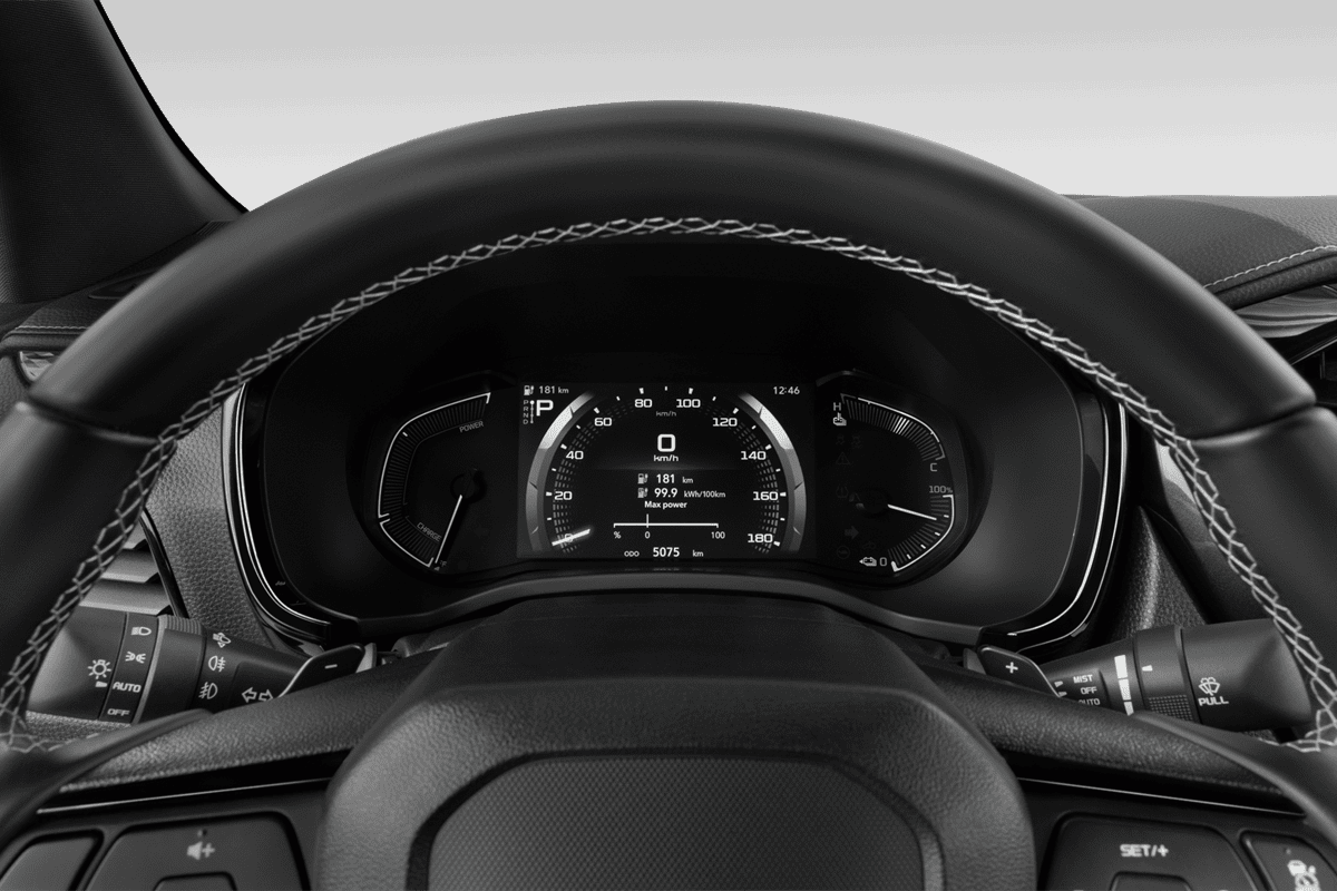 Kombiinstrument eines Isuzu D-MAX Doppelkabine Pritschenwagen