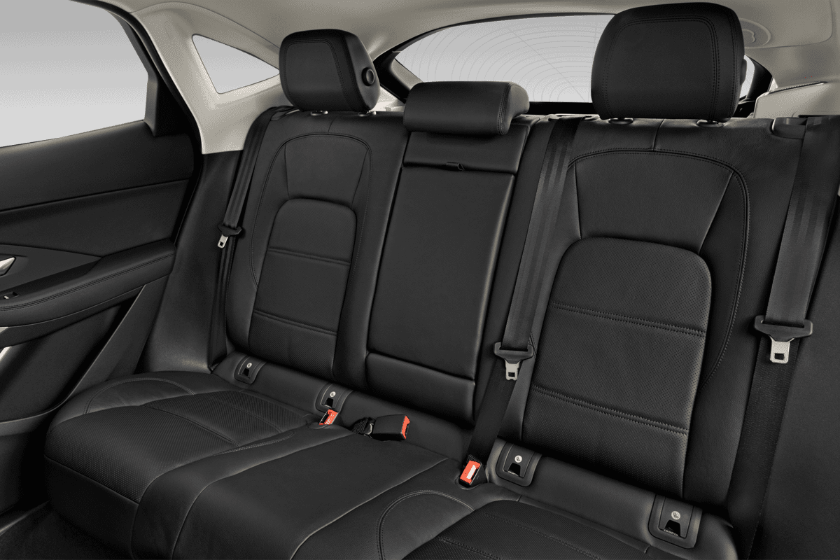 Rücksitzbank eines Jaguar E-Pace Plug-in-Hybrid 