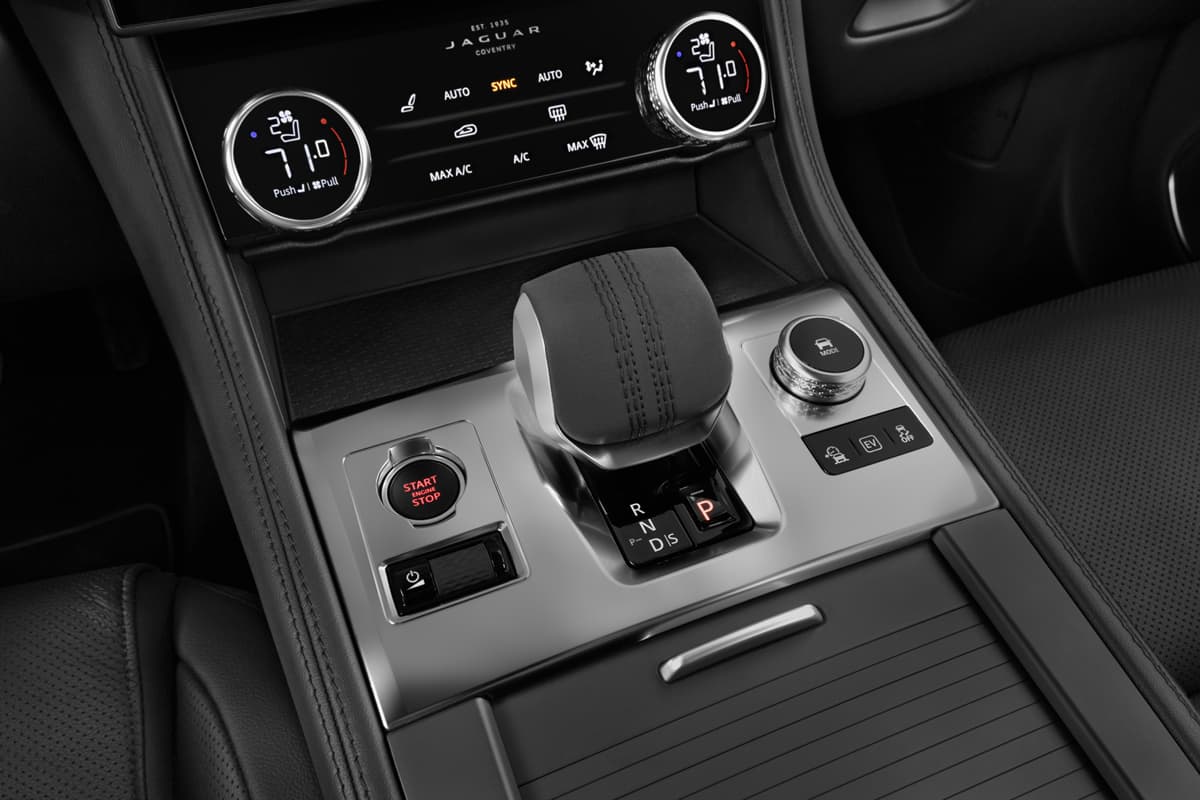 Schaltknüppel eines Jaguar F-Pace