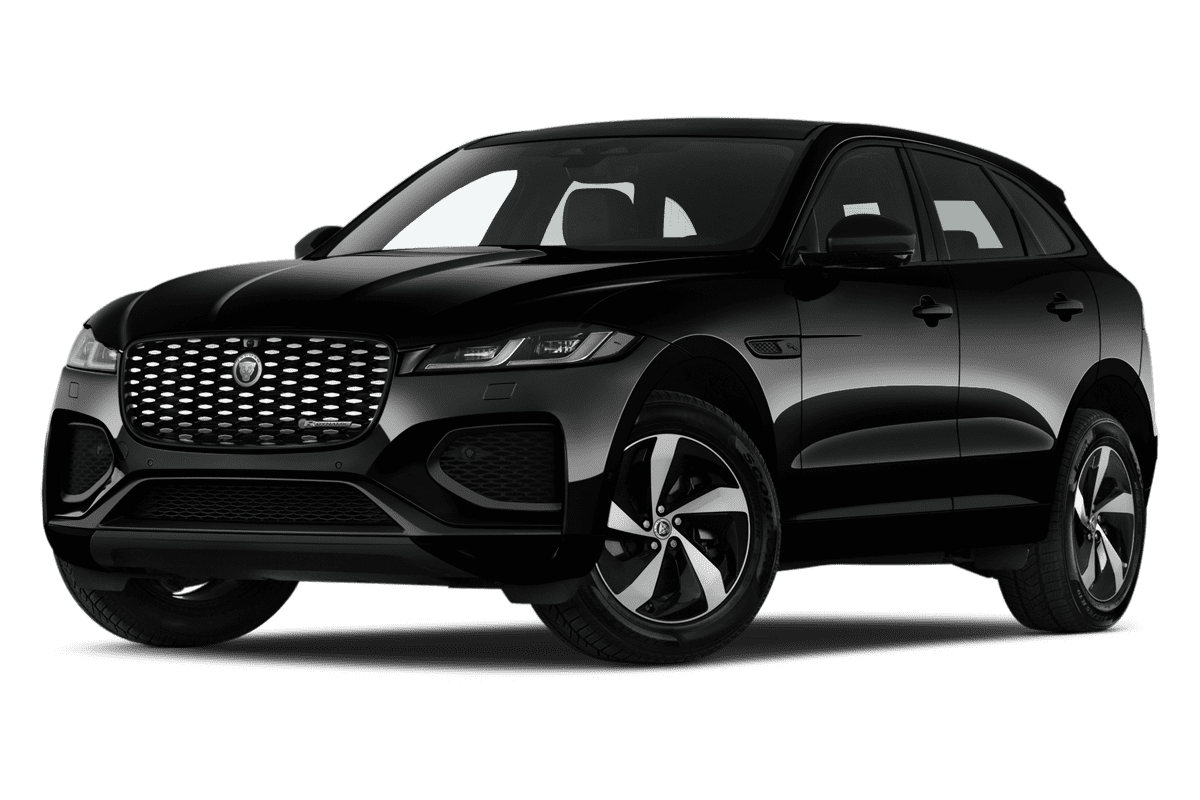 Tiefe, schräge Heckansicht eines Jaguar F-Pace, freigestellt