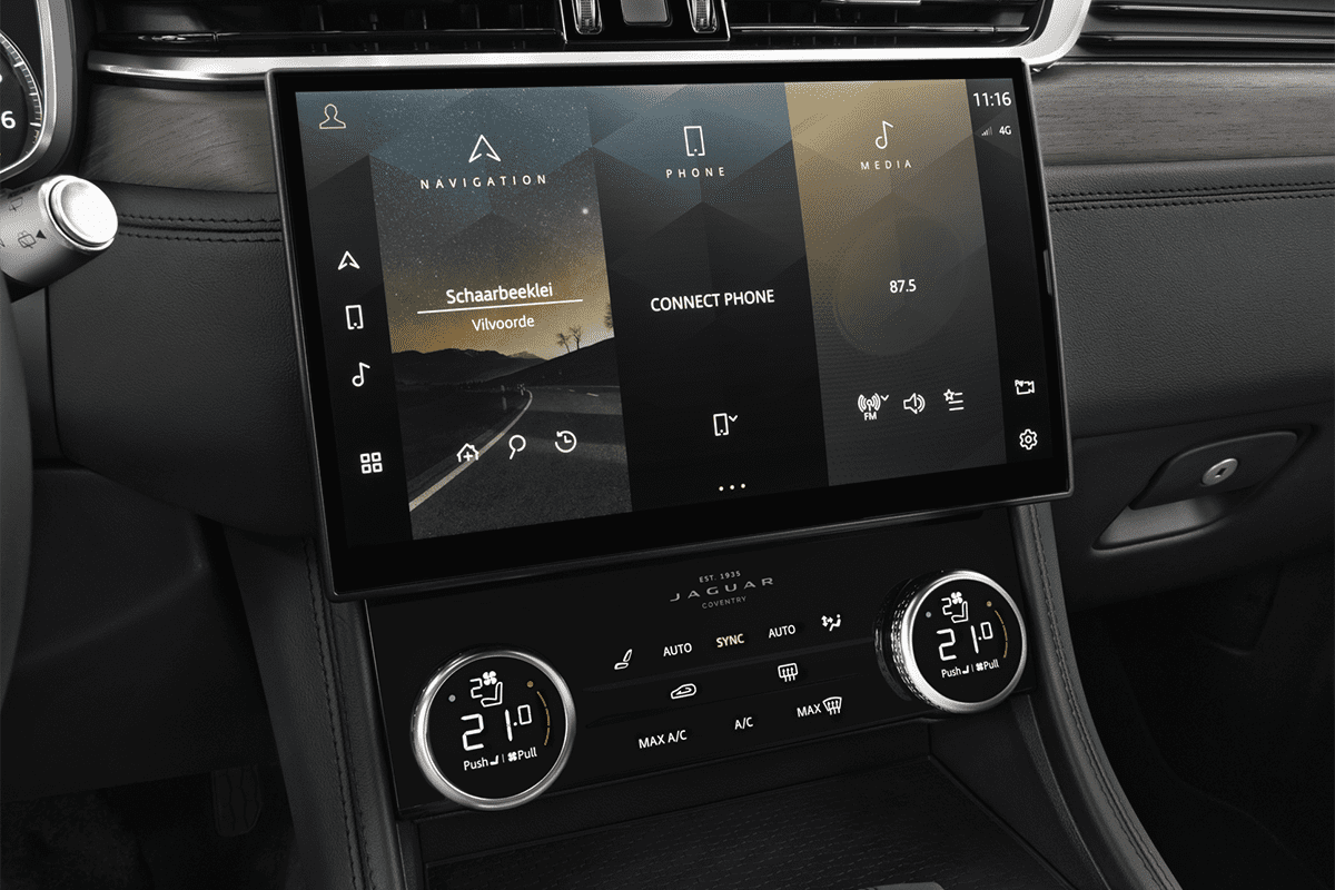 Mittelkonsole eines Jaguar F-Pace Plug-in-Hybrid