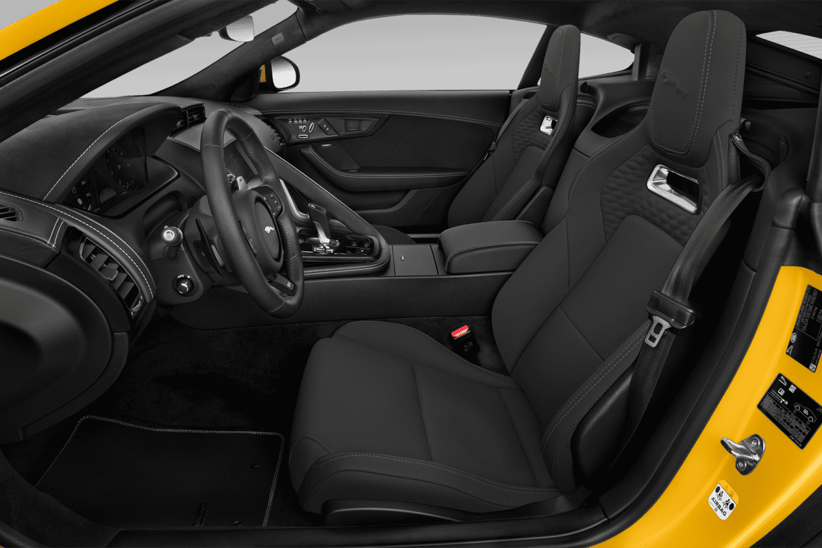 Vordersitze eines Jaguar F-Type Coupé