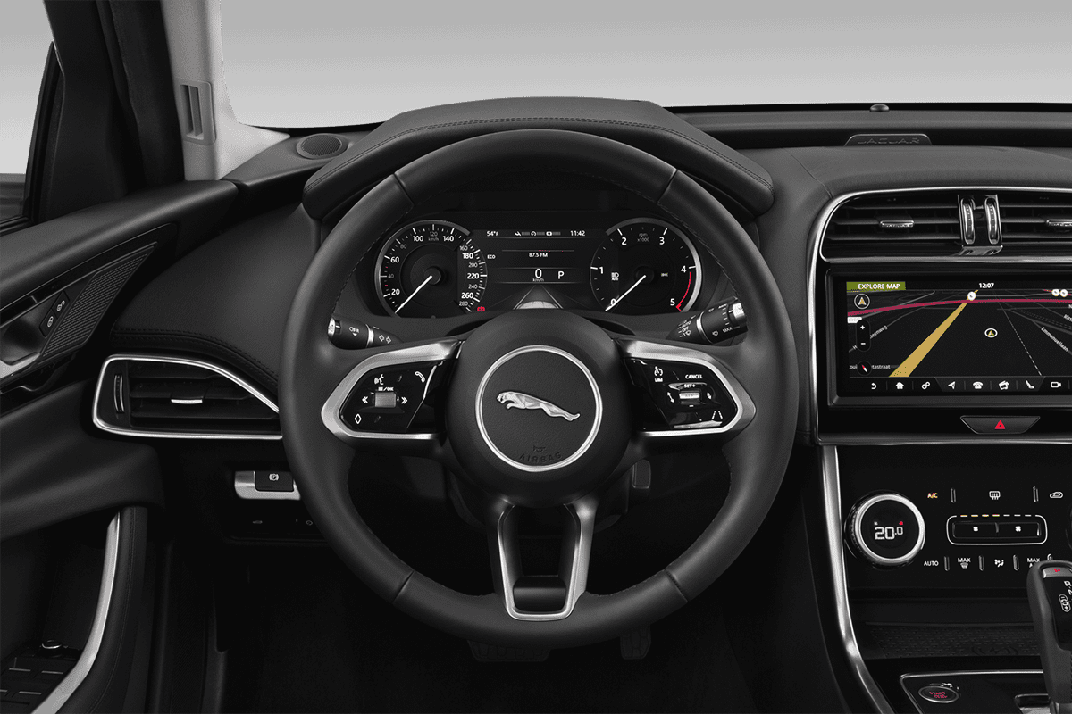 Jaguar XE undefined