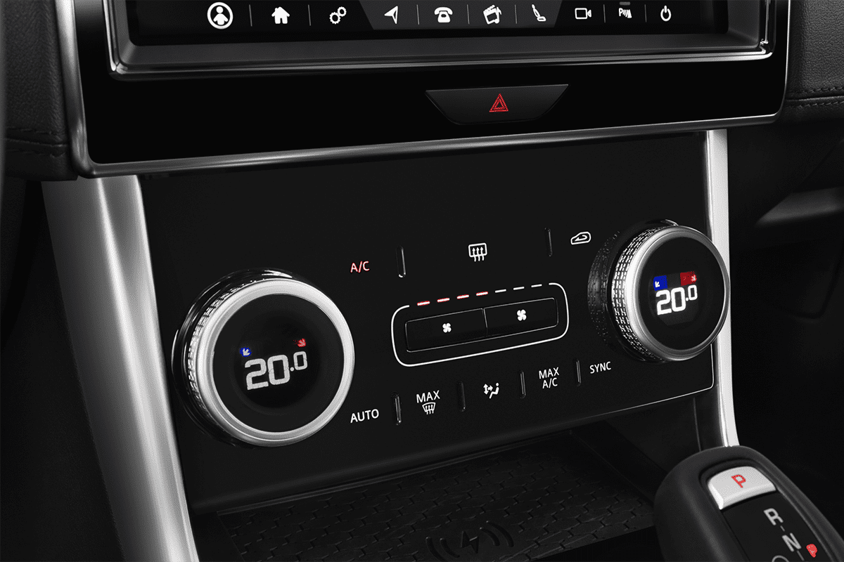 Jaguar XE undefined