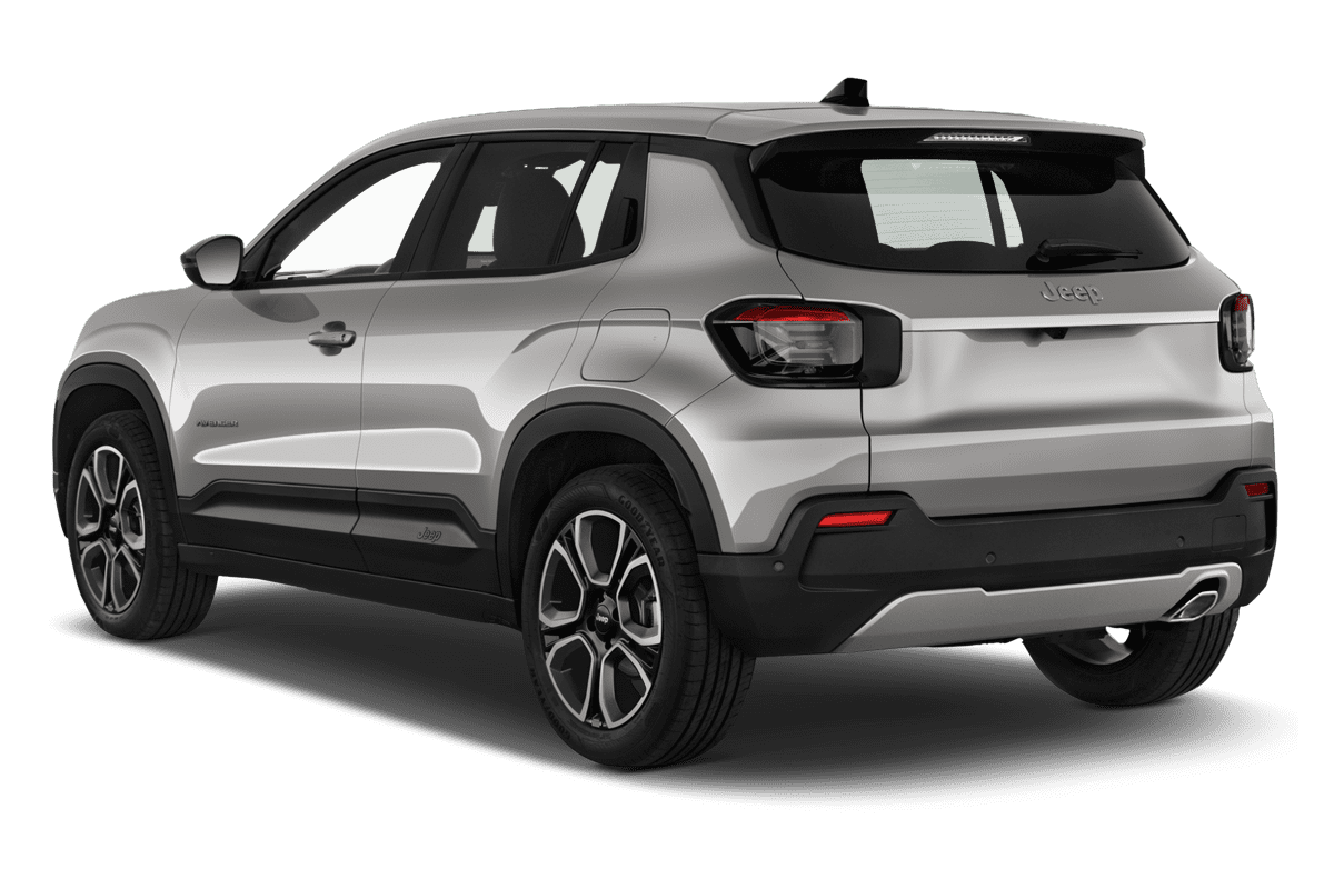 Schräge Heckansicht eines Jeep Avenger, freigestellt