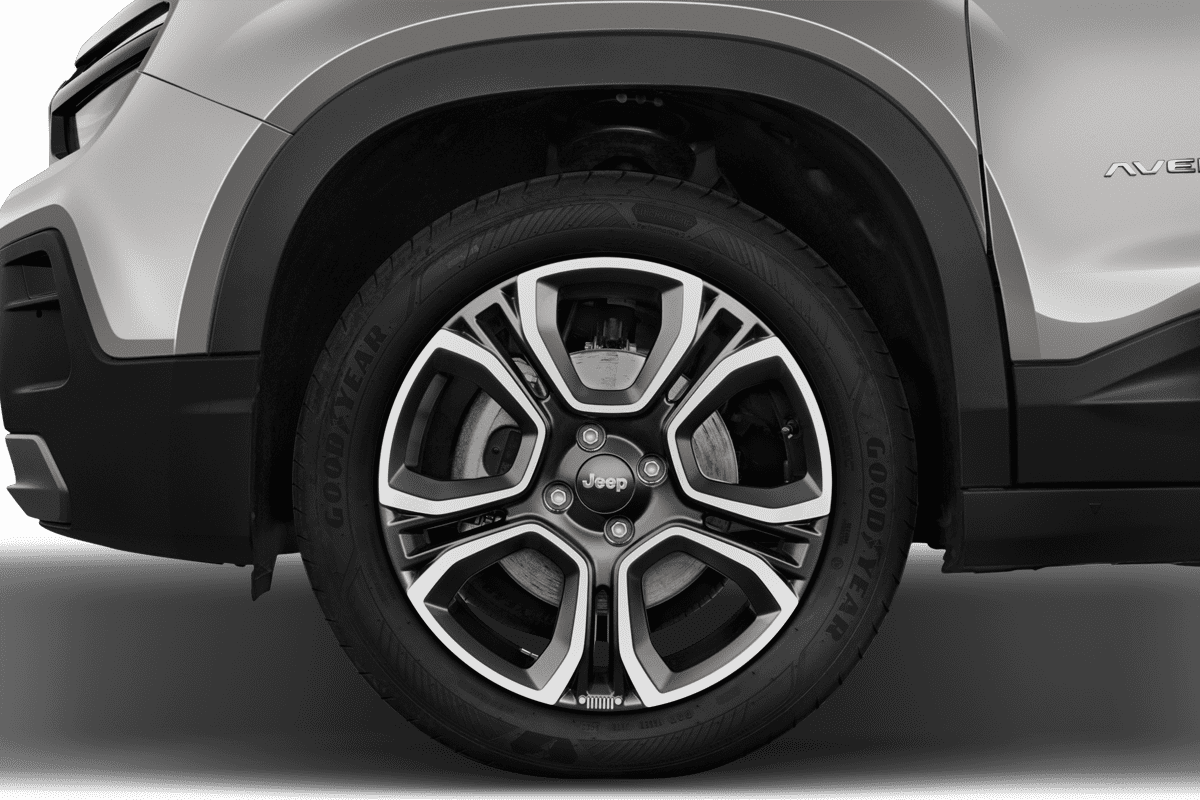 Radkappe oder Felge eines Jeep Avenger