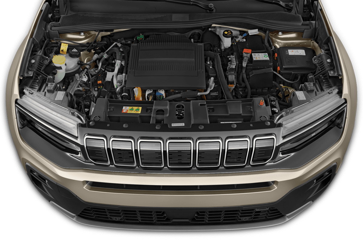 Motorraum eines Jeep Avenger Elektro