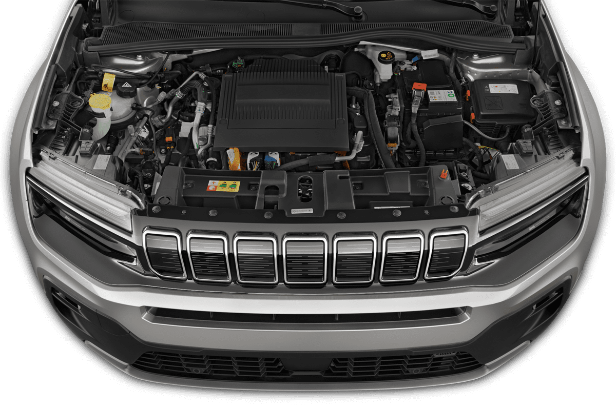 Motorraum eines Jeep Avenger Elektro