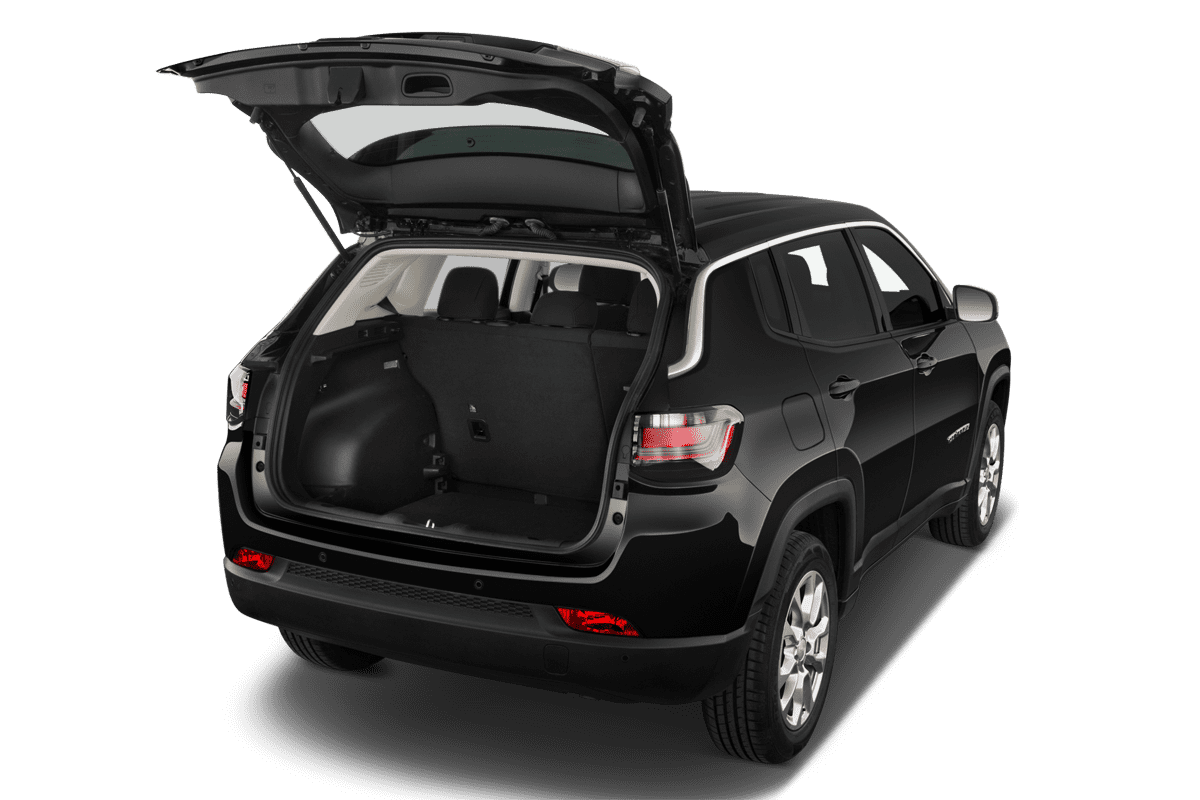 Kofferraum eines Jeep Compass