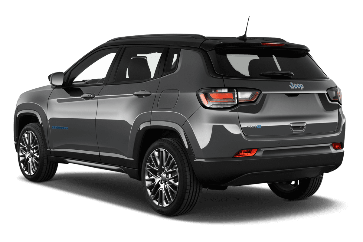 Schräge Heckansicht eines Jeep Compass E-Hybrid (neues Modell), freigestellt