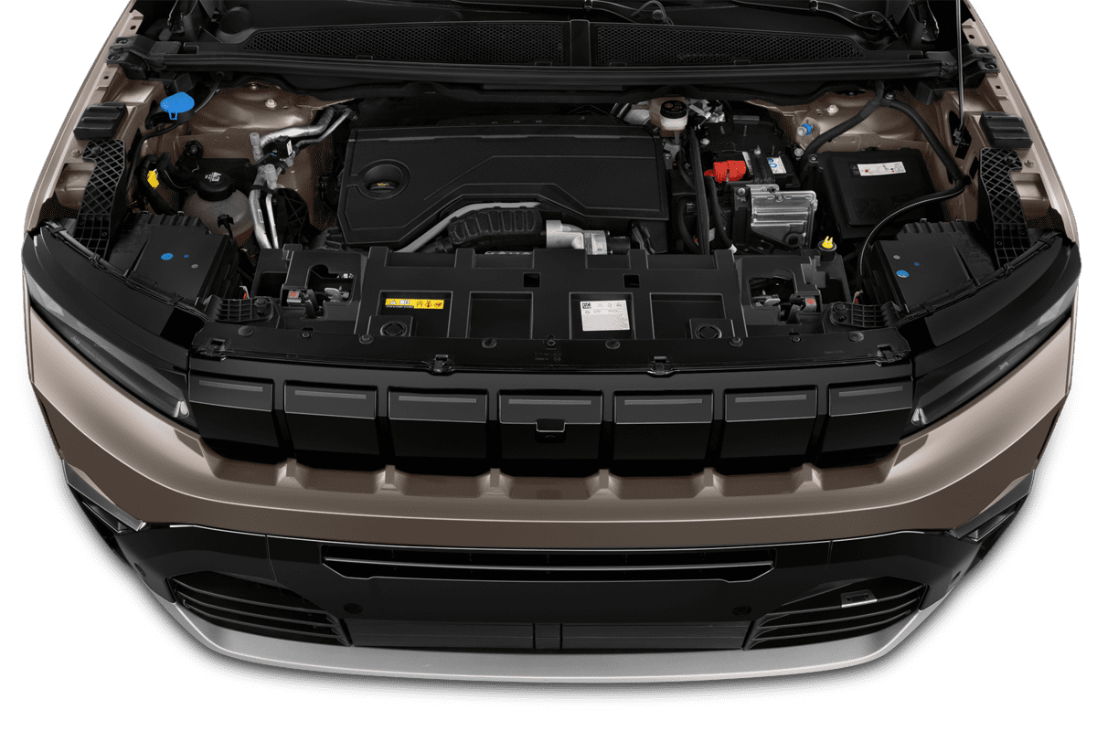 Motorraum eines Jeep Compass E-Hybrid